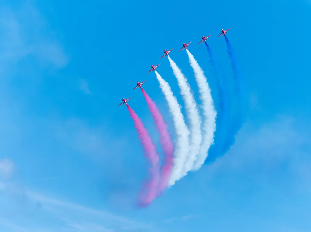 Red Arrows at Eastbourne Airbourne